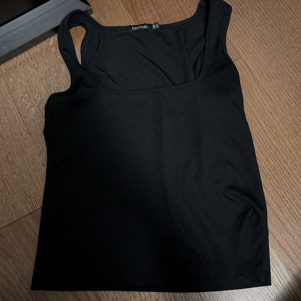 Boohoo ribbed tank top size 6